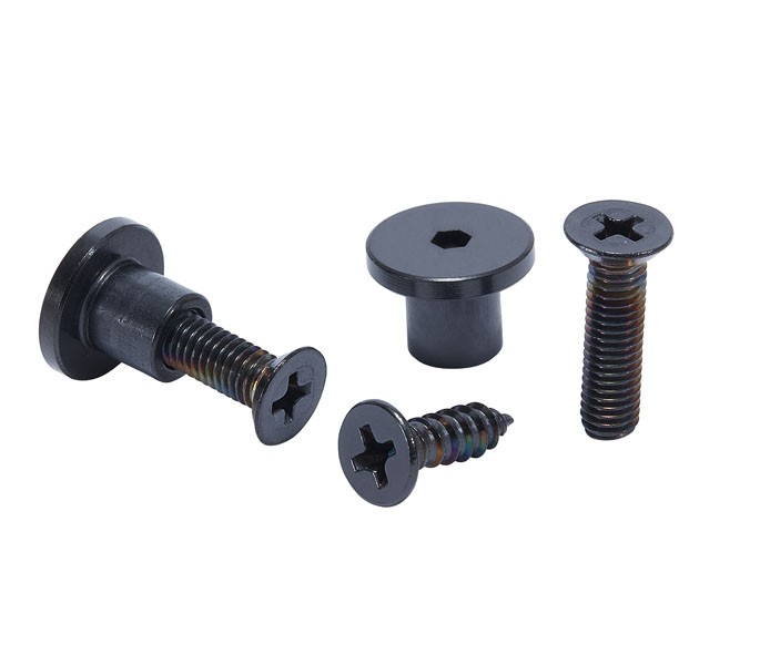 Screws online and fixings